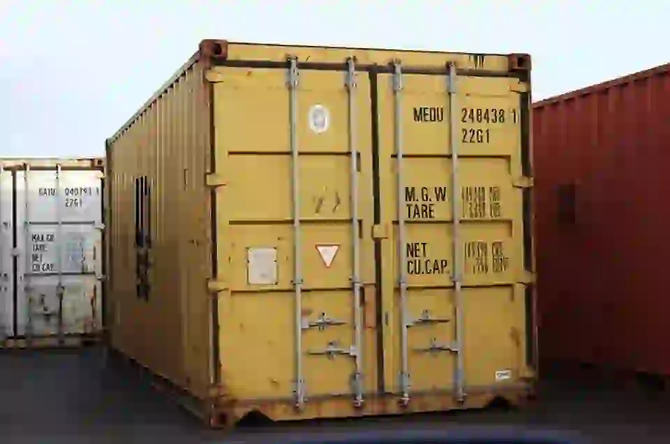 Deposito noleggio container e e trasporto Nazionale e internazionale